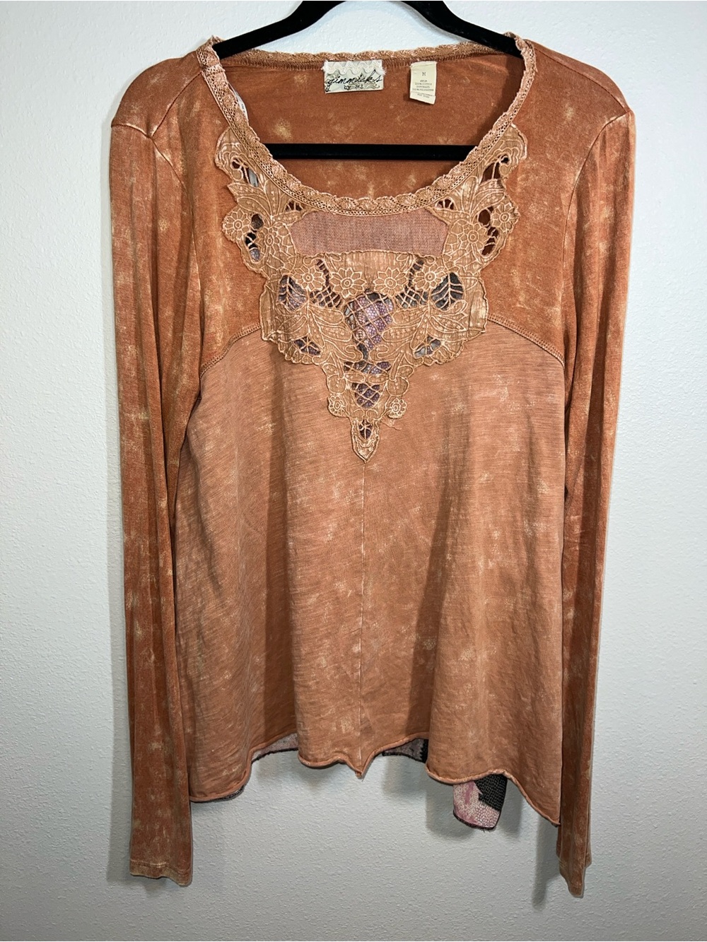 Gimmicks by BKE lace crochet top M
